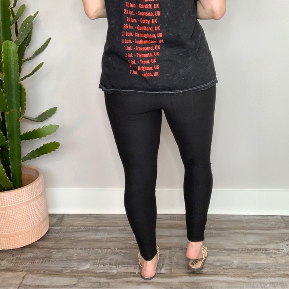 Jet Set Lace Cutout Leggings Black - Picture 4 of 6